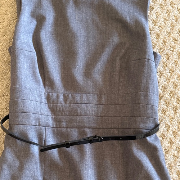 Elegant Gray Sleeveless Dress - Picture 3 of 6